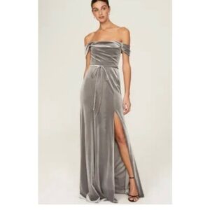 Elegant Gray Off-Shoulder Evening Dress - Marchesa Notte
